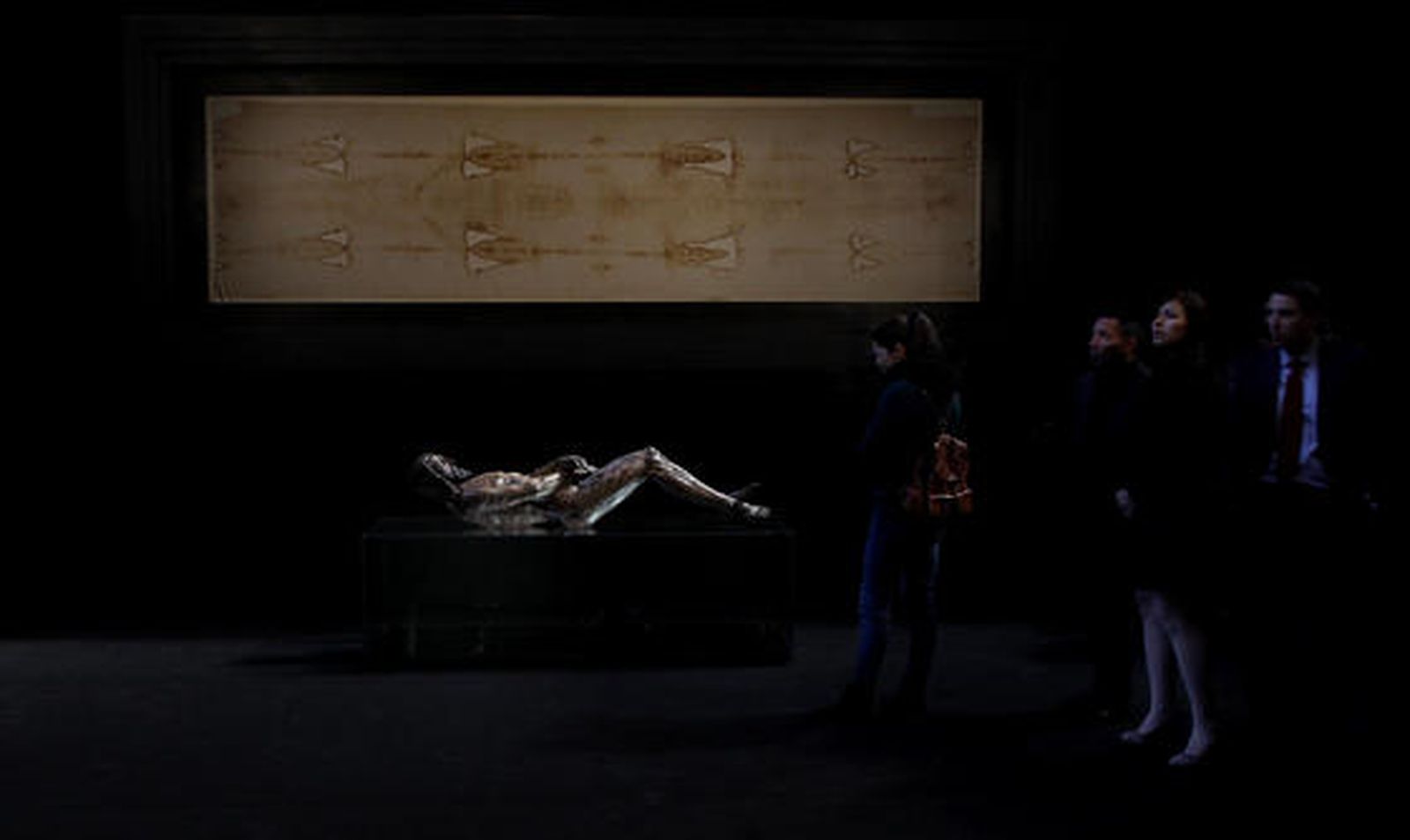 La exposición de la Sábana Santa podrá verse en la Catedral de Málaga hasta junio

Foto: Sergio Camacho