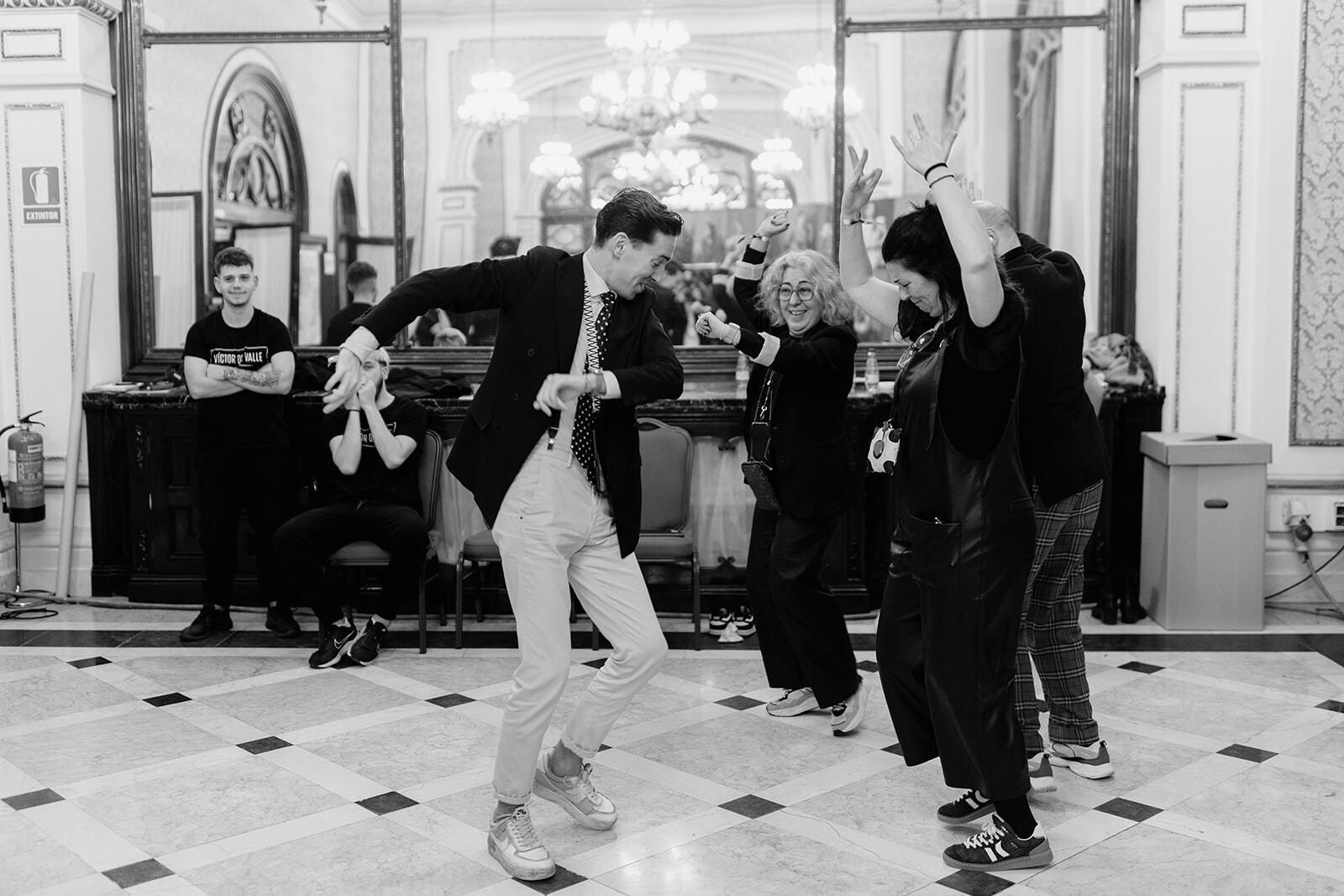 We Love Flamenco 2024: Las fotos más divertidas del backstage de la pasarela