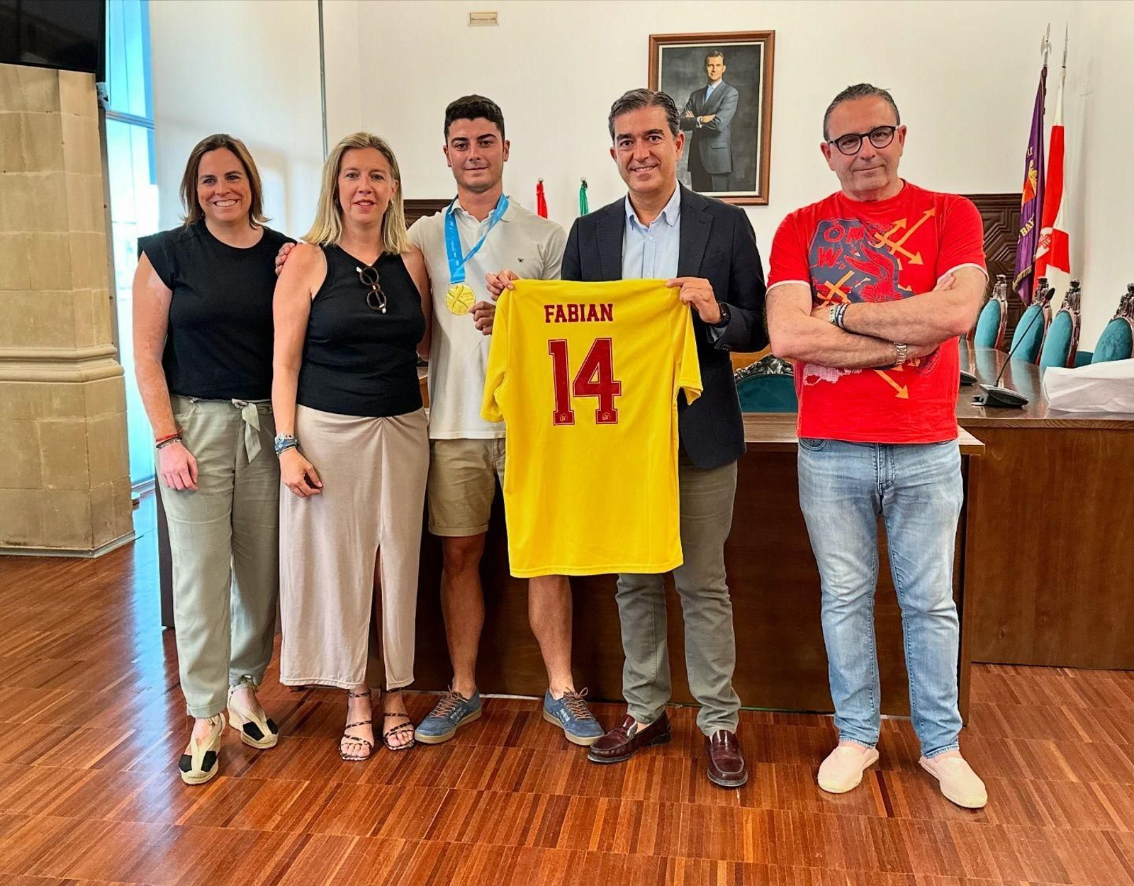 Fabián Lozano, en la recepción realizada por el Ayuntamiento baezano.