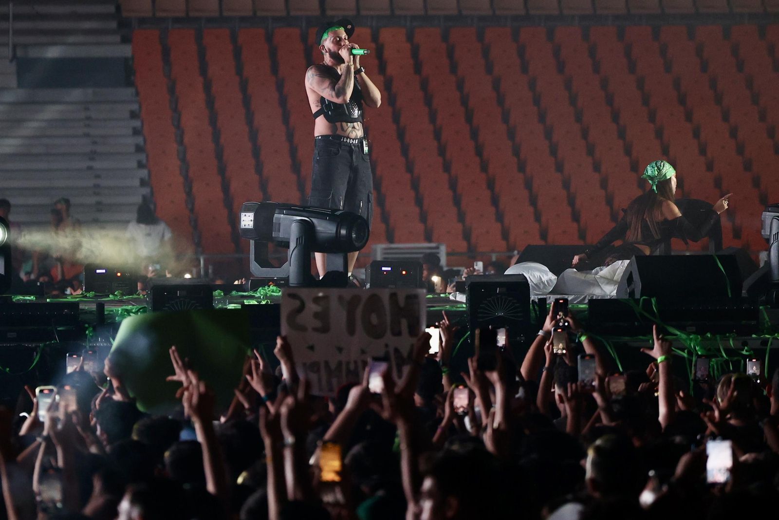 Concierto de JC Reyes en el estadio de la Cartuja de Sevilla