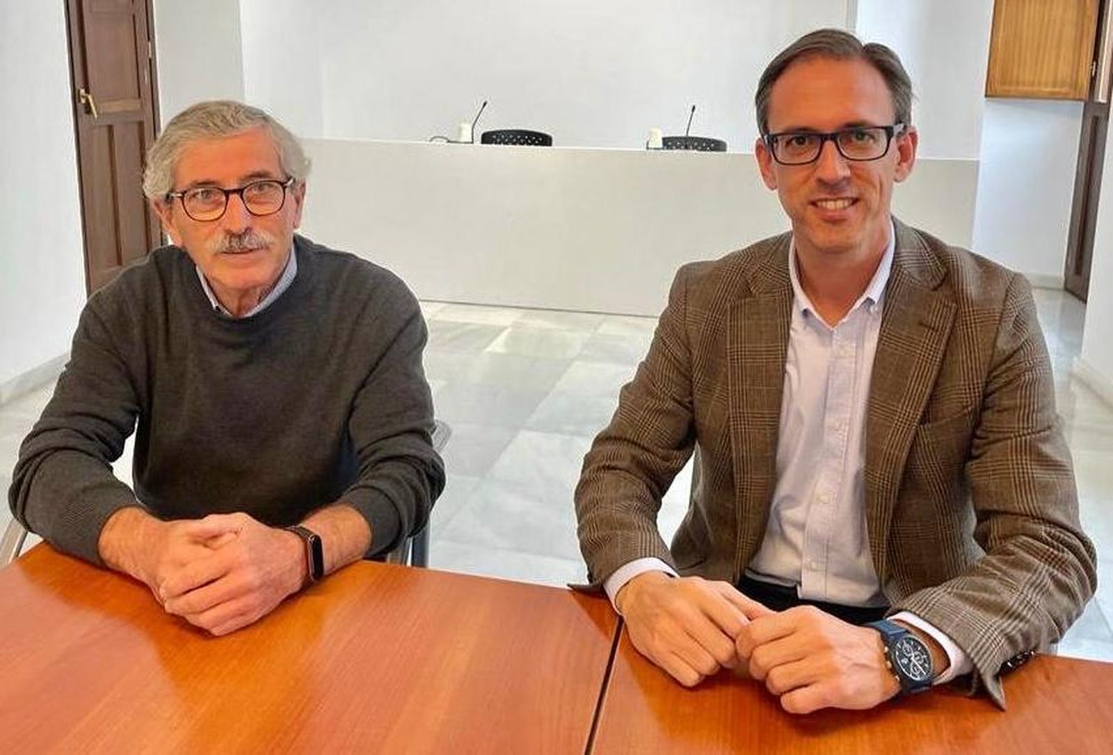 Miguel Ruiz y Santiago Cabello.