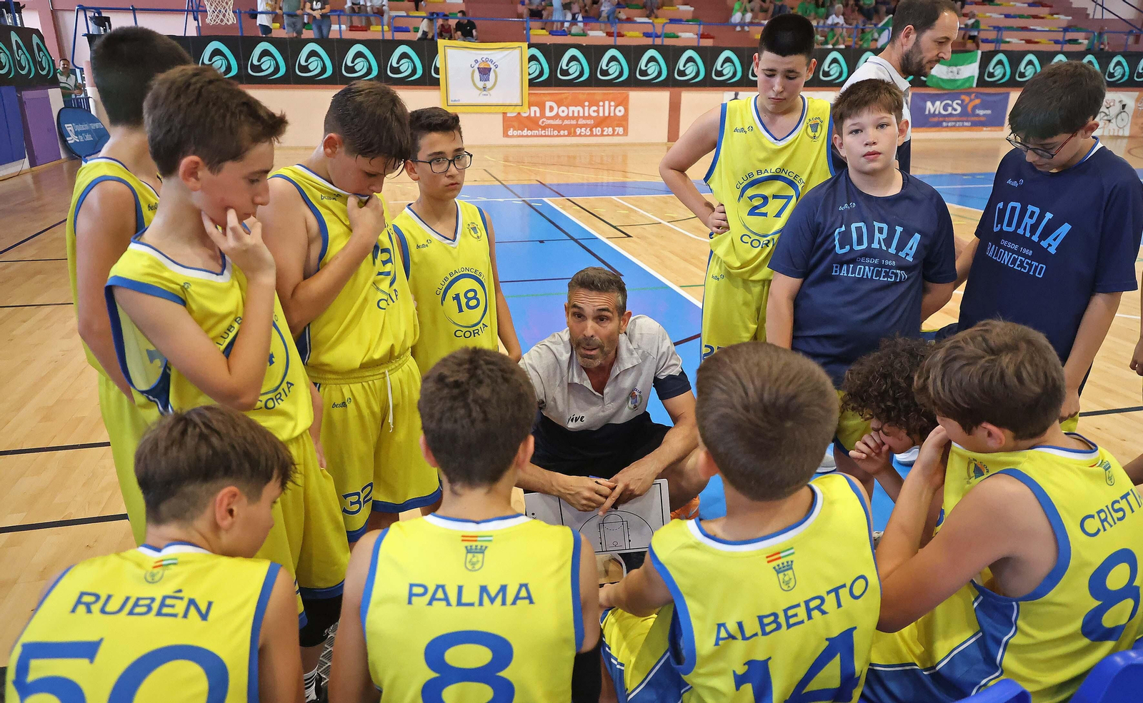 Fotos de la final del Cadeba minibasket masculino en La Línea