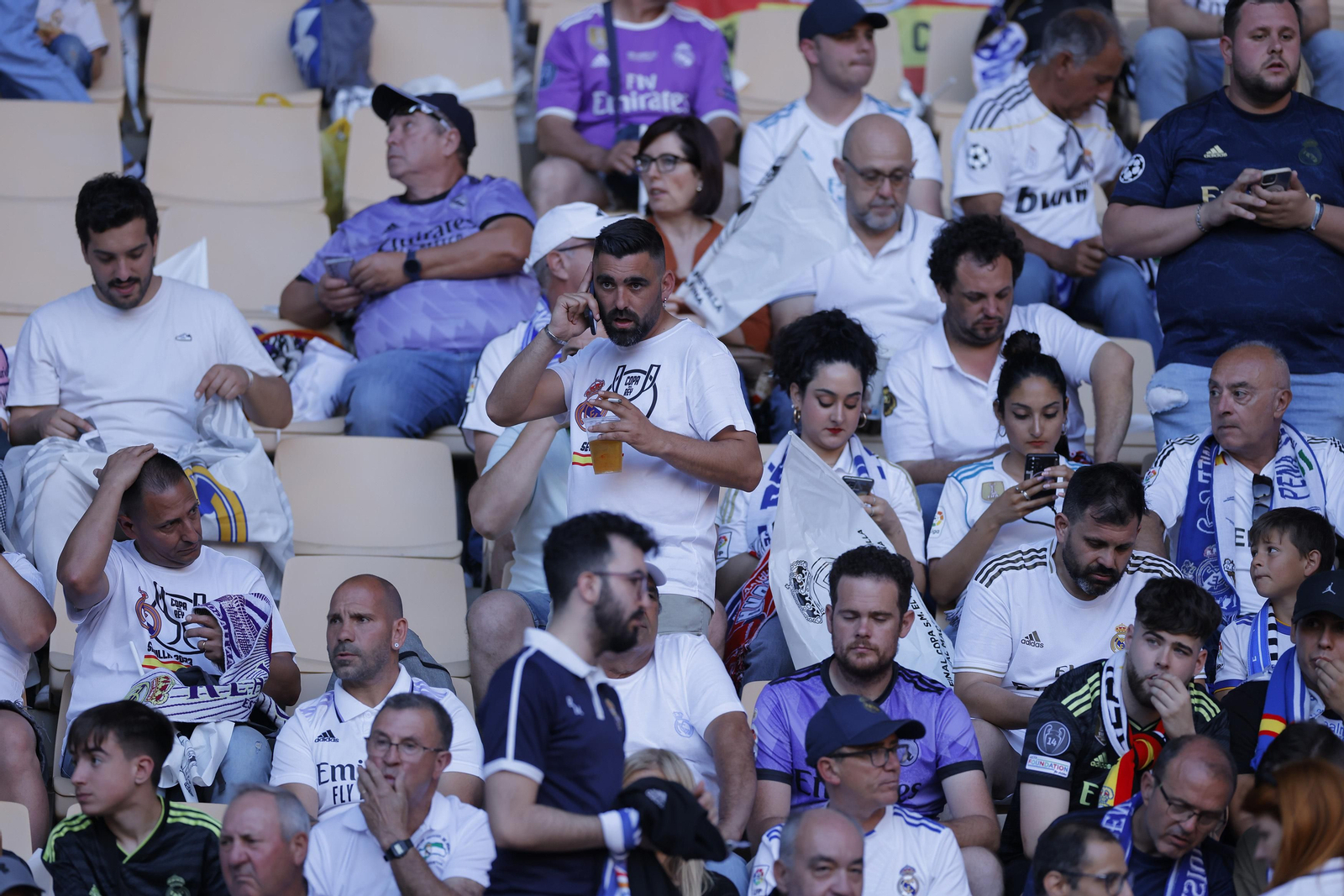 Búscate en las fotos de la final de la Copa del Rey entre el Madrid y el Osasuna