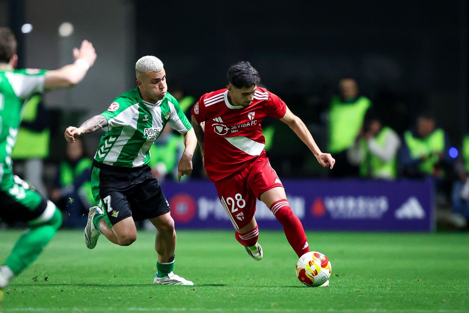 Pablo García persigue a Manuel Ángel.