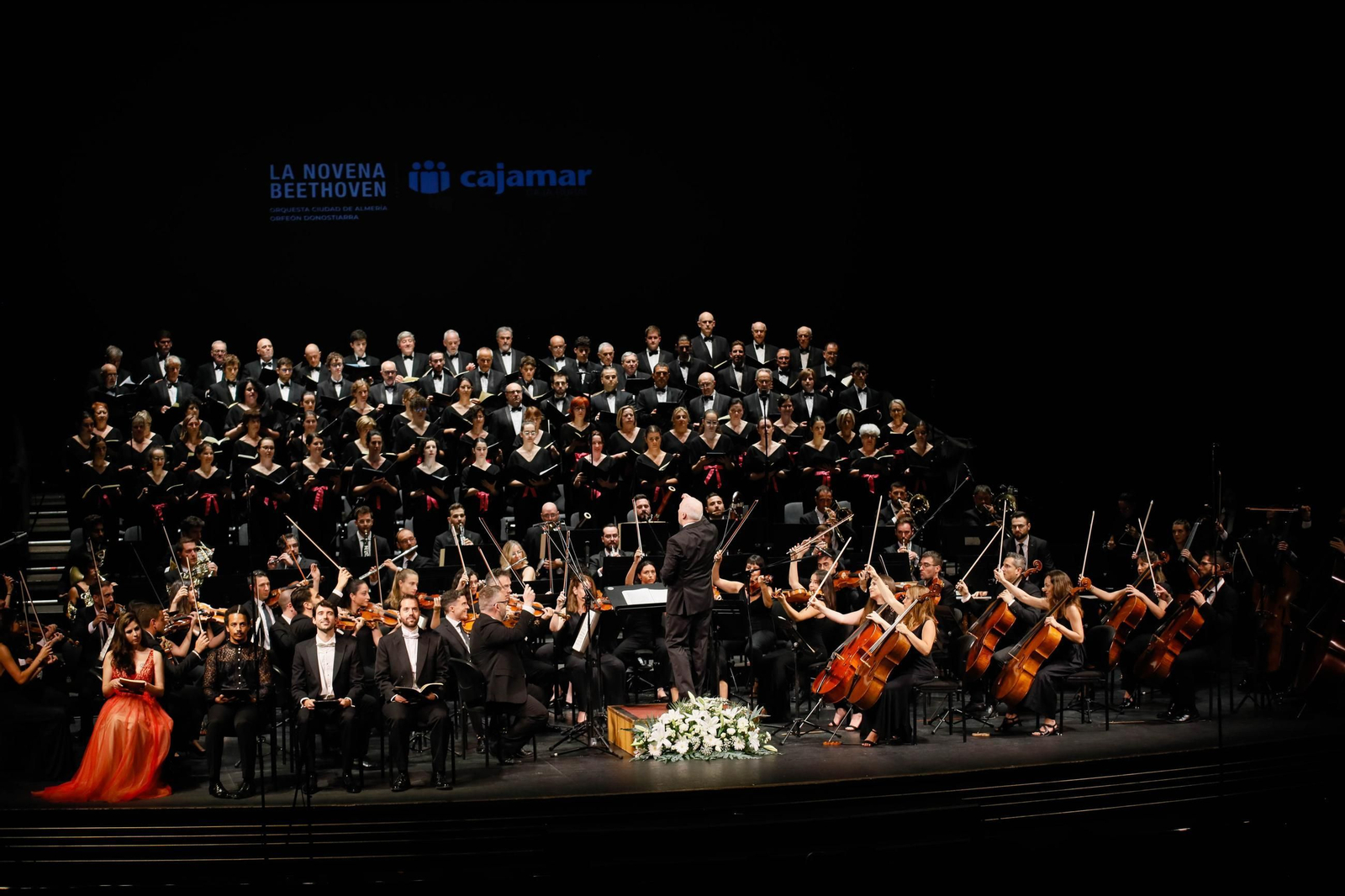Imágenes de la novena Beethoven interpretado por la OCAL y Orfeón para Cajamar