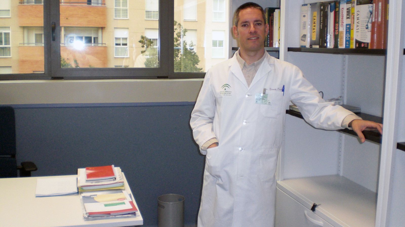 El investigador principal, Ricardo Pardal, en el IBIS.