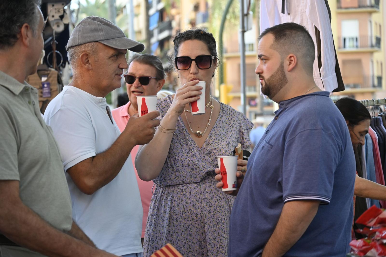 Imágenes de ambiente en el cuarto día de toros en Huelva