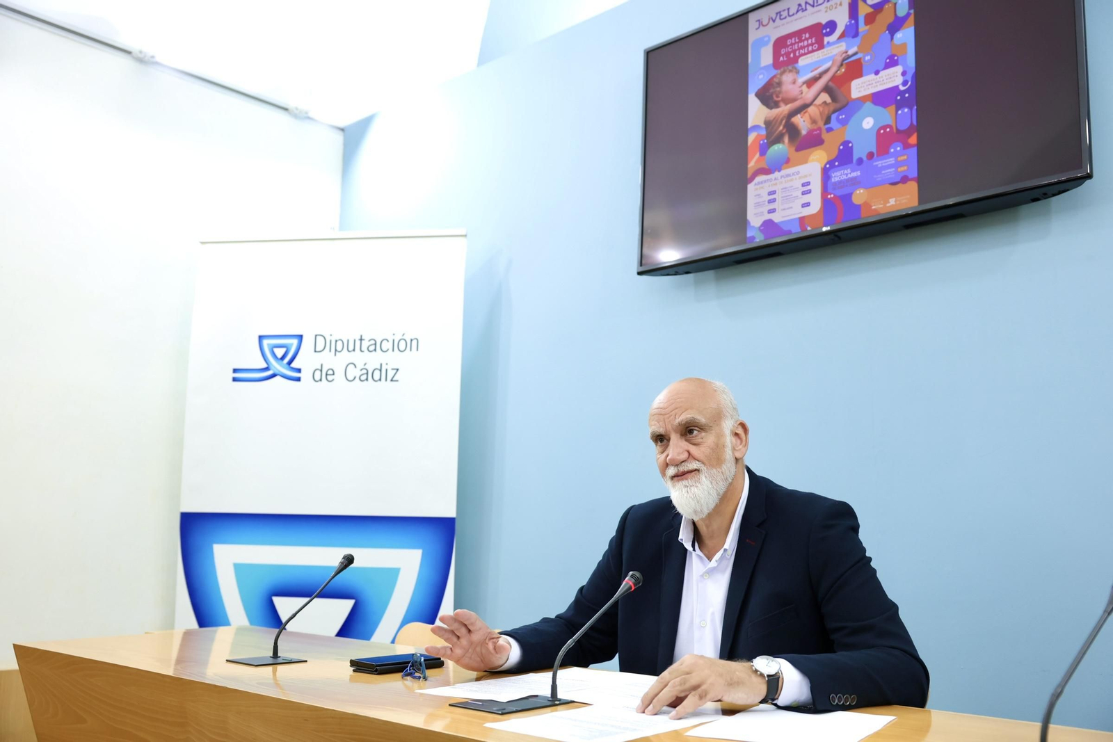 Javier Vidal, vicepresidente segundo de la Diputación, desgranando las novedades de Juvelandia 2024. Javier Vidal, vicepresidente segundo de la Diputación, desgranando las novedades de Juvelandia 2024.