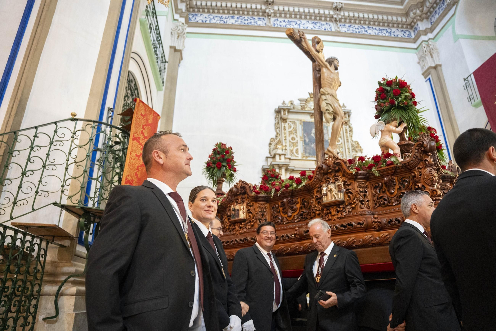 Eucaristía y procesión de Exaltación de la Cruz en la localidad de Vélez-Rubio