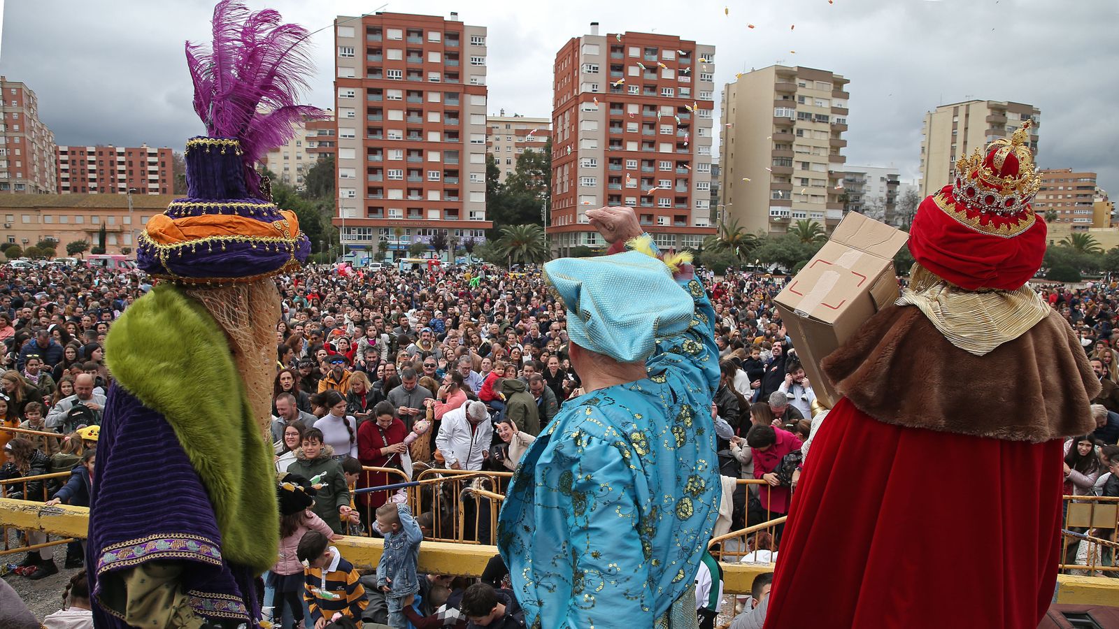 Fotos del arrastre de latas en Algeciras