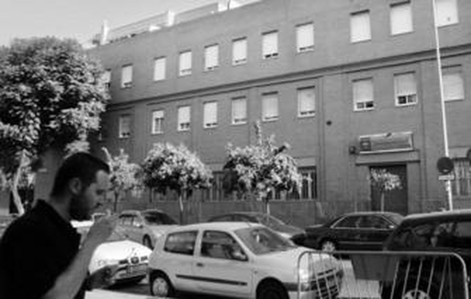 El antiguo edificio del ambulatorio de El Cachorro, ayer.