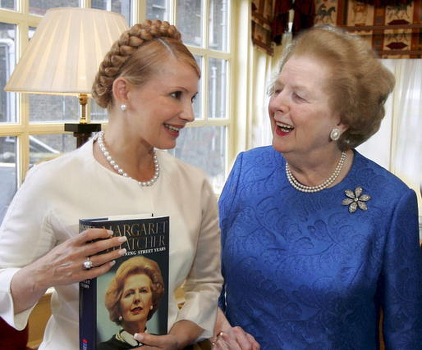 Margaret Thatcher, con la ex primera ministra ucraniana Yulia Tymoschenko en 2007.

Foto: EFE