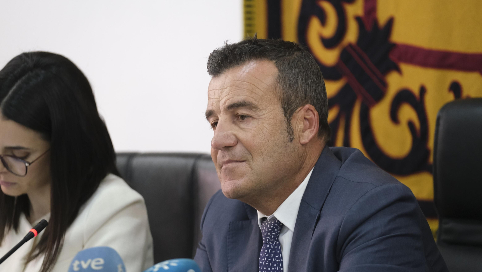 Las imágenes de la moción de censura en el Ayuntamiento de Carboneras