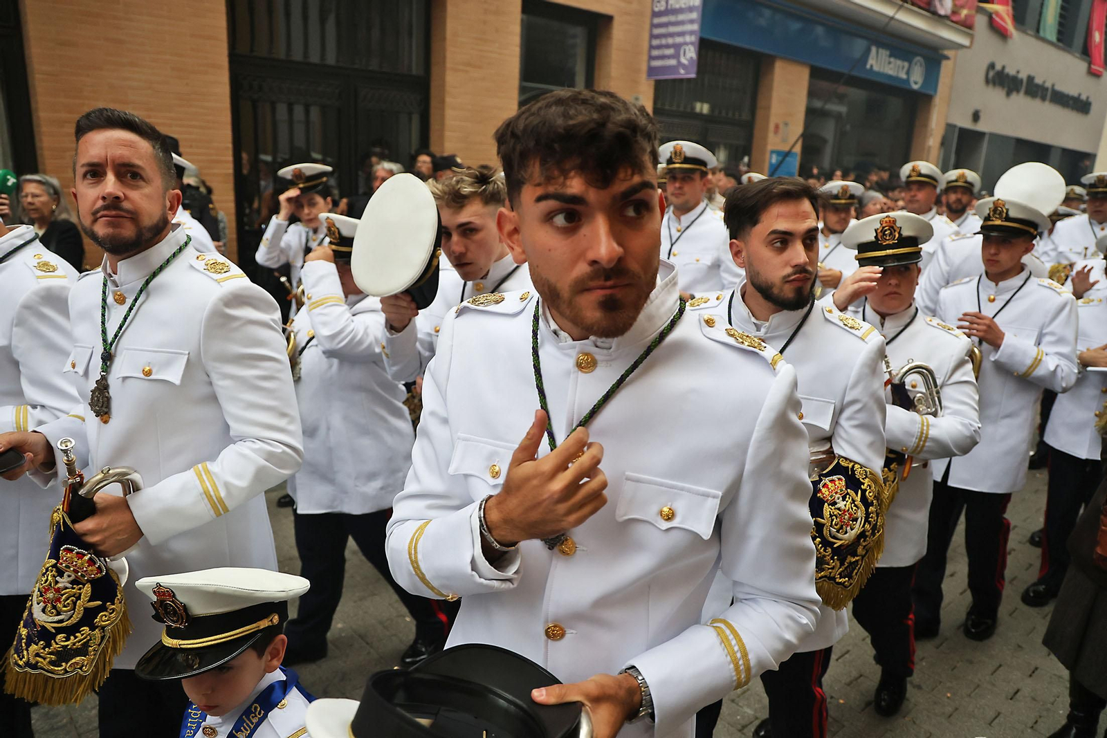 Miércoles Santo: La Hermandad de La Esperanza por las calles de Huelva