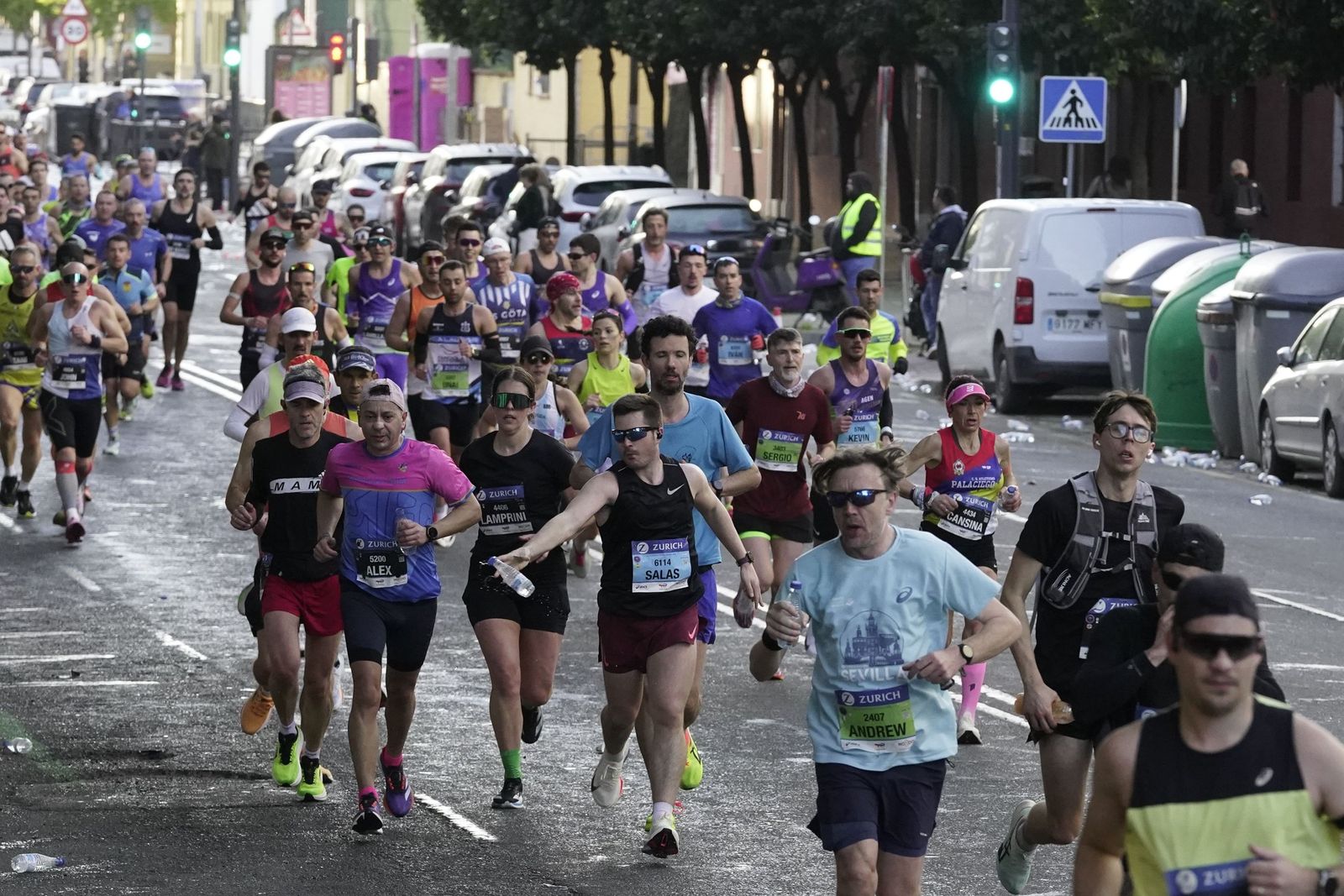 el Zurich Maratón de Sevilla 2026 por Lopez de Gomara, galería 1
