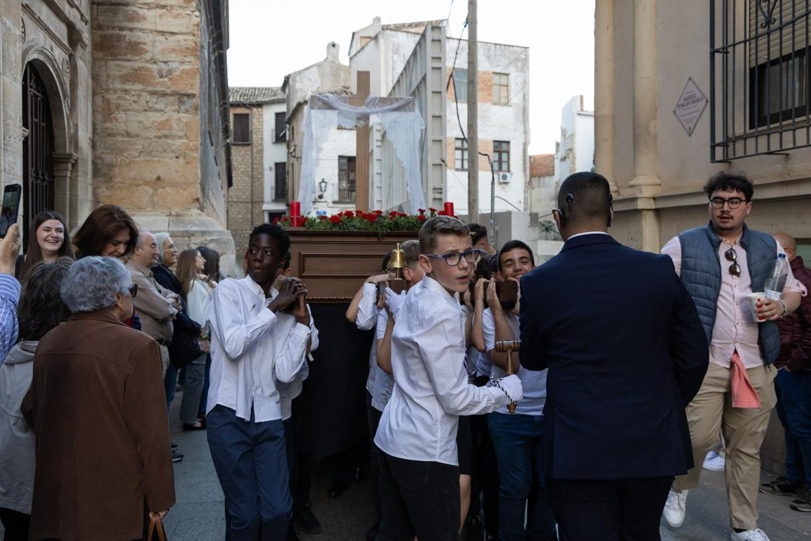 Procesiones infantiles y cruces del 2 de mayo