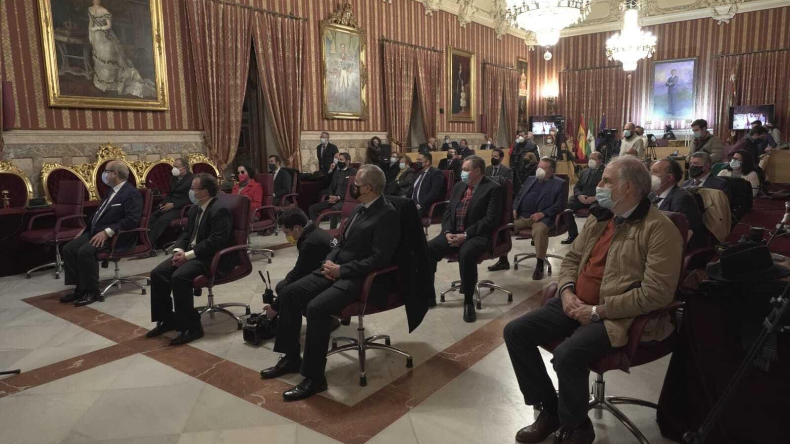 Los asistentes al acto en el Salón Colón.