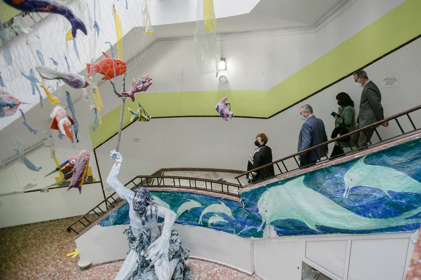 Un momento de la visita por las instalaciones del instituto Columela de Cádiz.