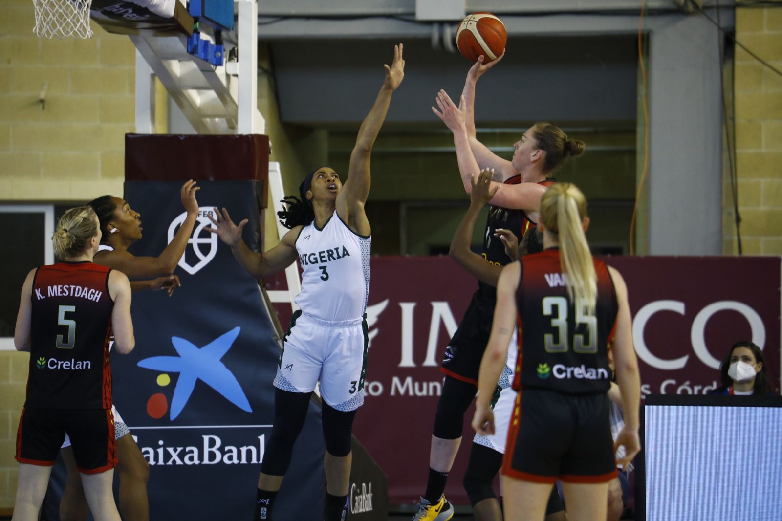 Las imágenes del triunfo de Bélgica sobre Nigeria en Córdoba