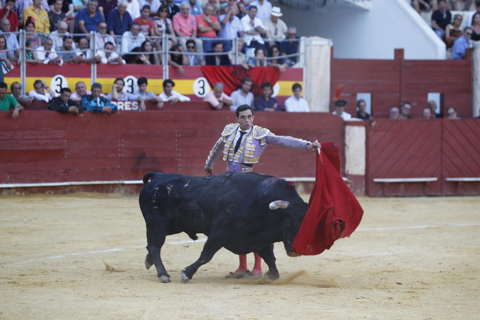 Fotogalería segunda corrida de toros. Feria de Almeria 2019