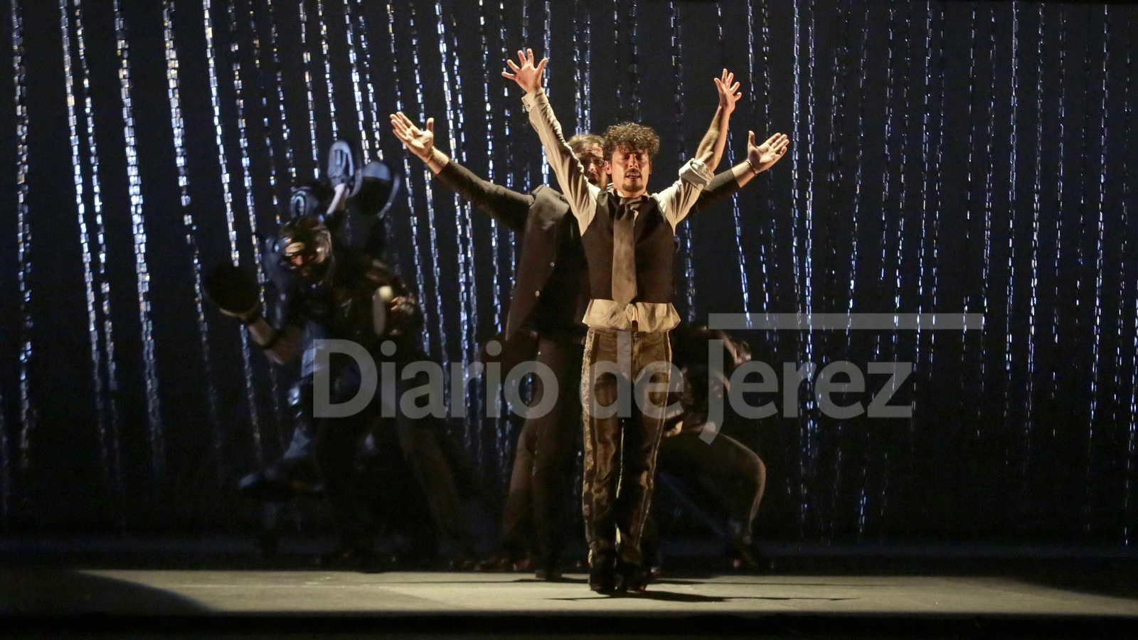 Jesús Carmona Compañía Danza con 'El salto' en Villamarta