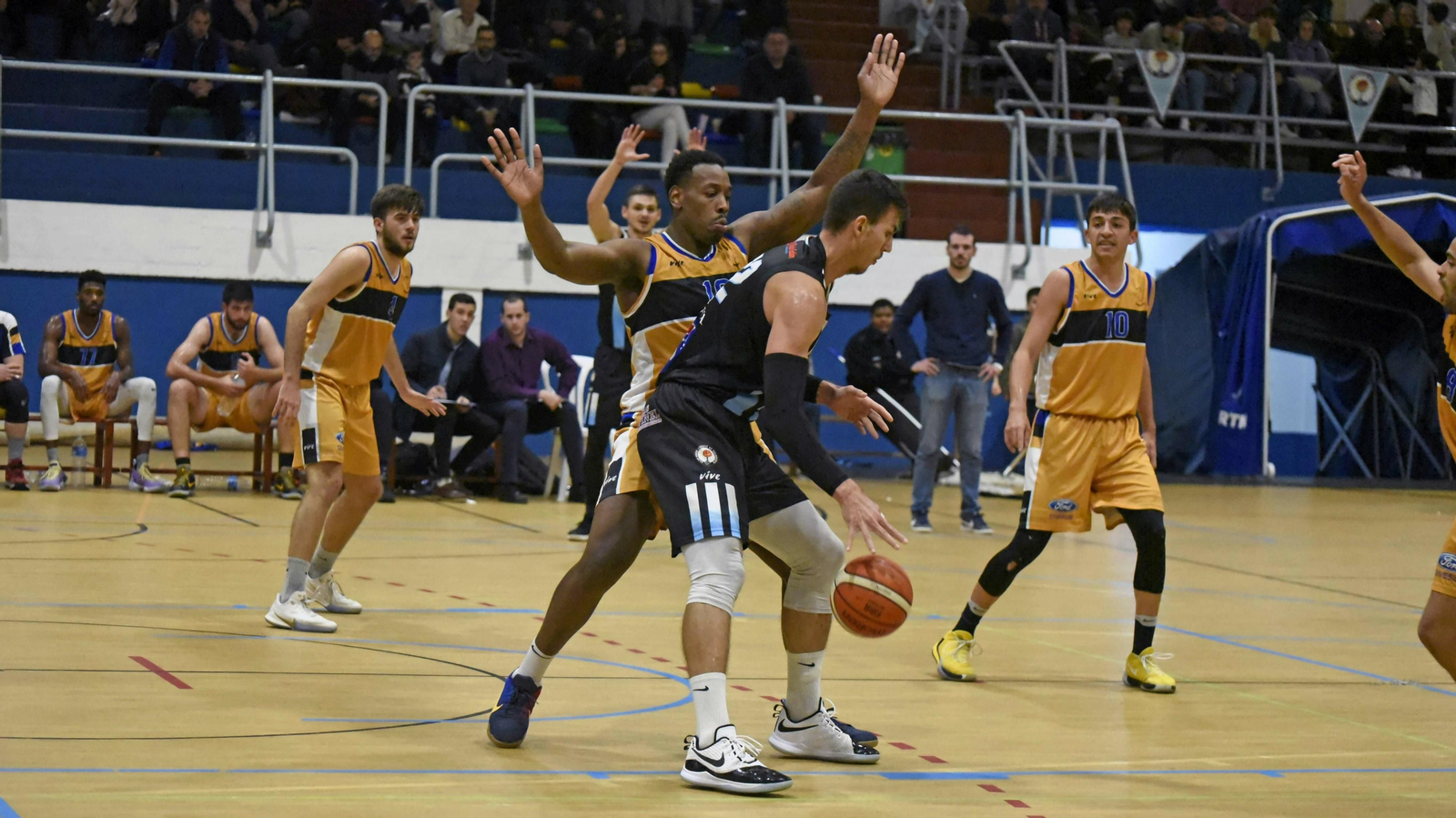 Las fotos del ULB - CB Huelva