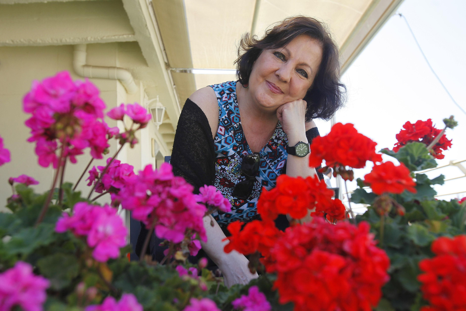 Carmen Linares asegura probar "un registro diferente" en su último disco, un nuevo acercamiento de la cantaora al patrimonio de la poesía.