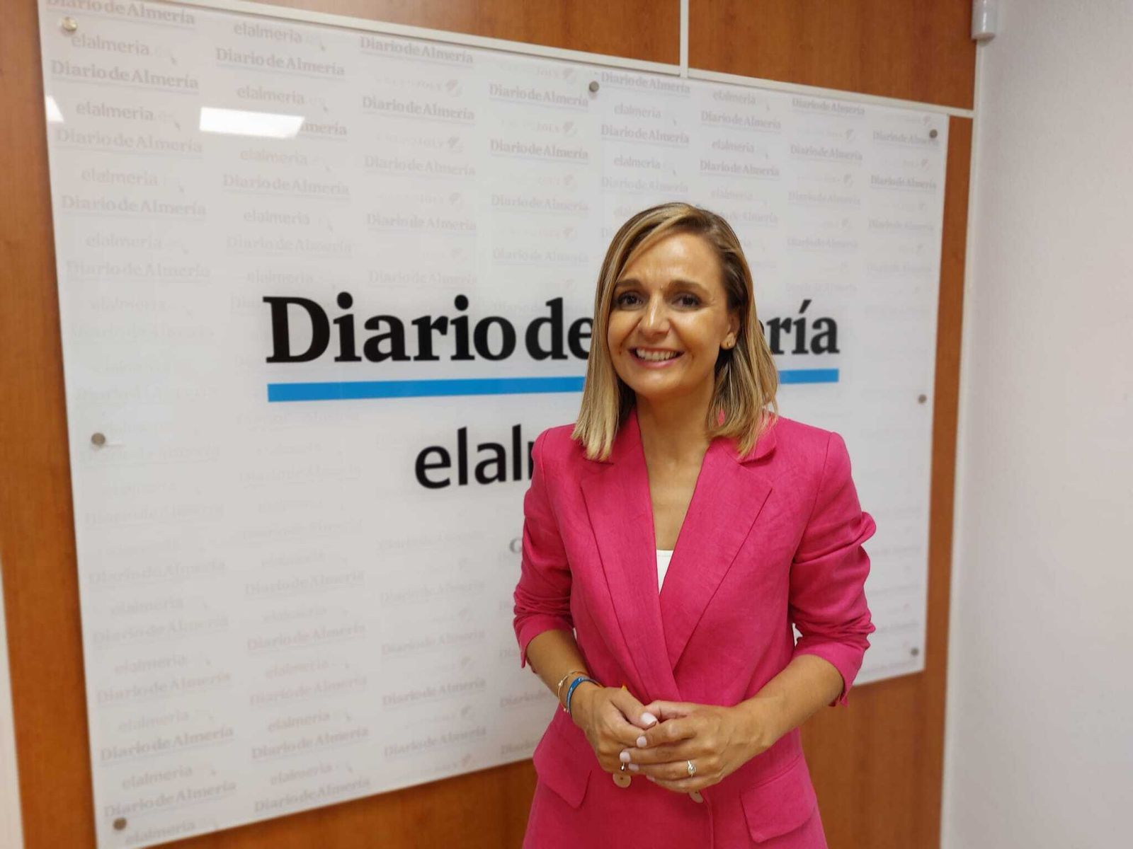 La candidata al Congreso del PP de Almería en la redacción del Diario de Almería