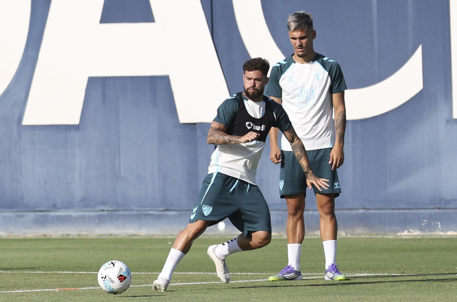 Eneko Jauregi se ejercita en su primer día como jugador del Málaga CF