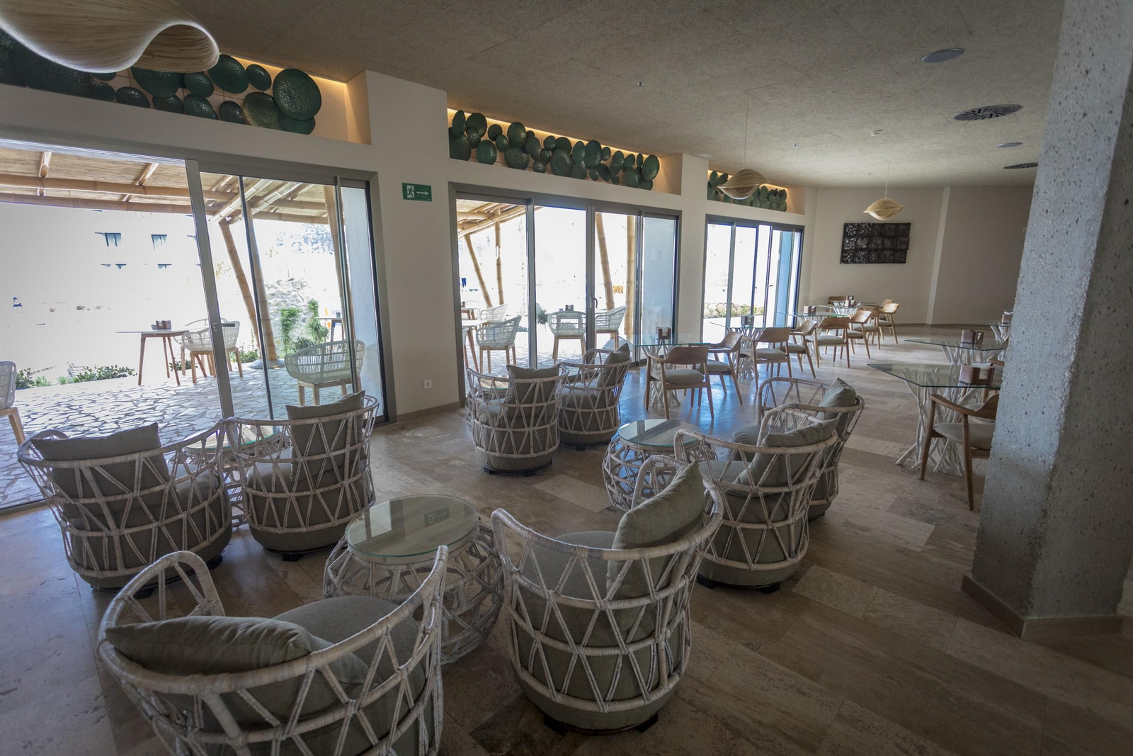 El hotel Zahara Beach & Spa, en imágenes