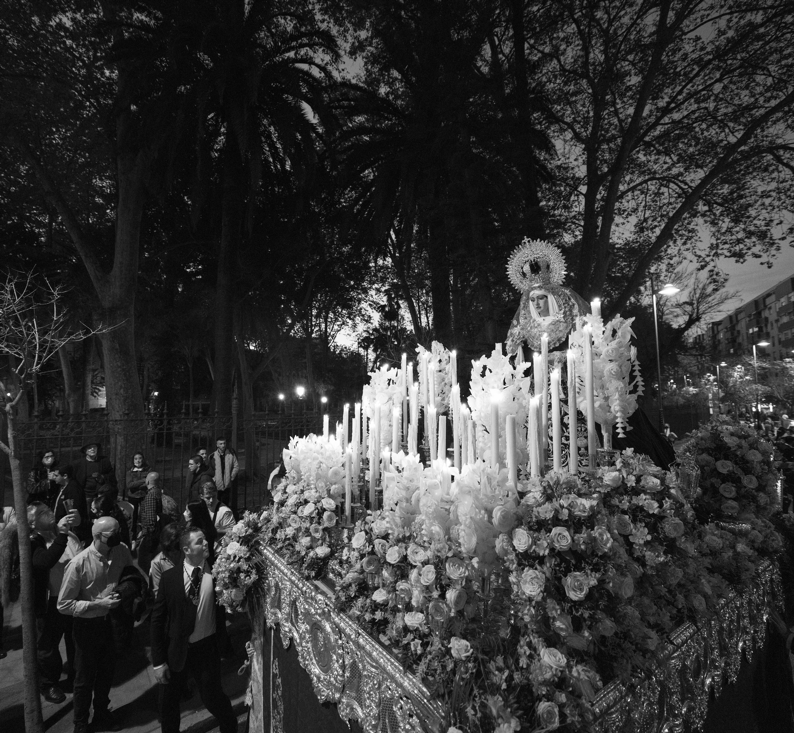 Las fotos de la exposición 'Magna Mariana' del fotógrafo Miguel Lorenzo en Algeciras