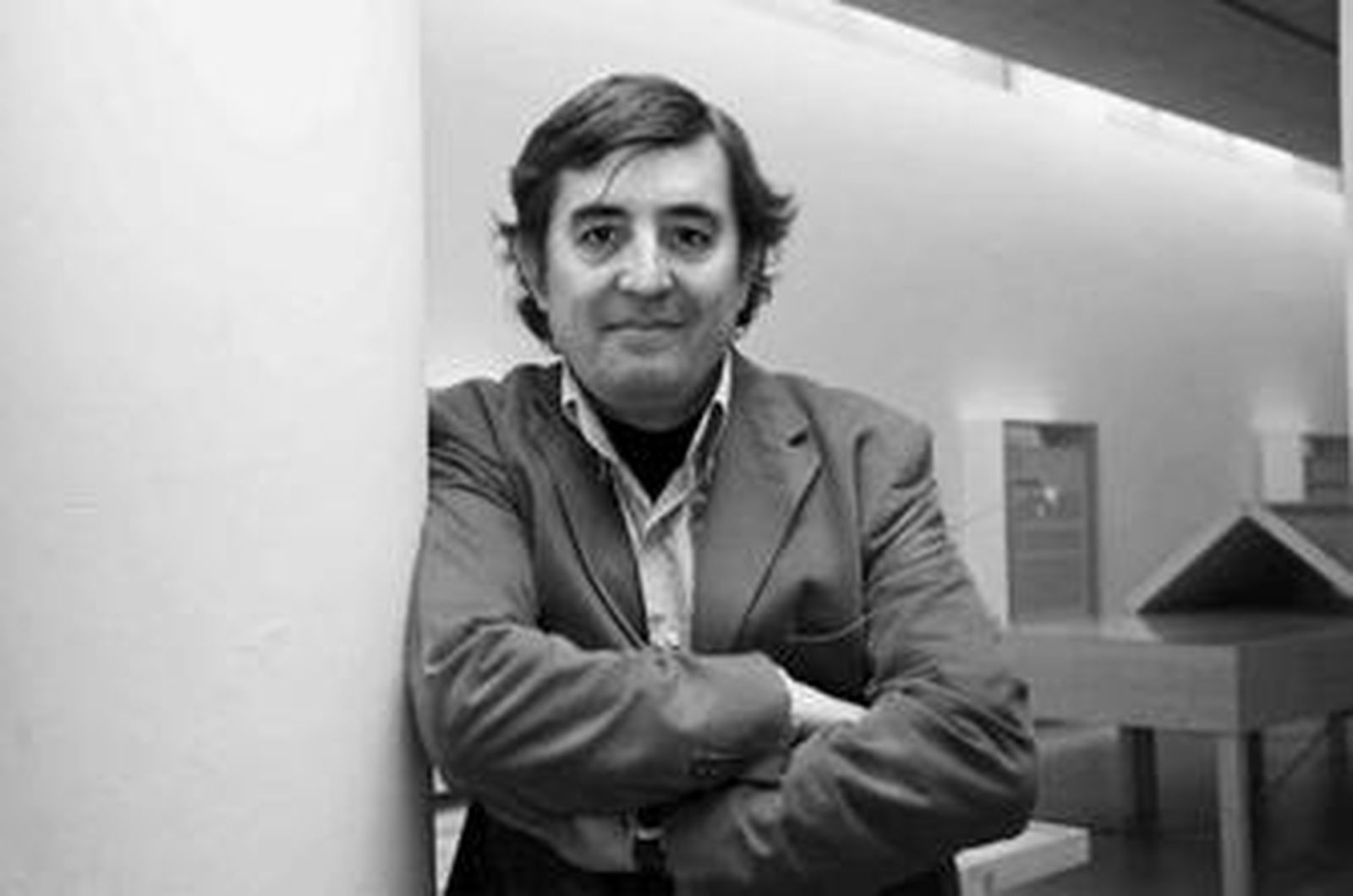 El poeta y profesor Luis García Montero.