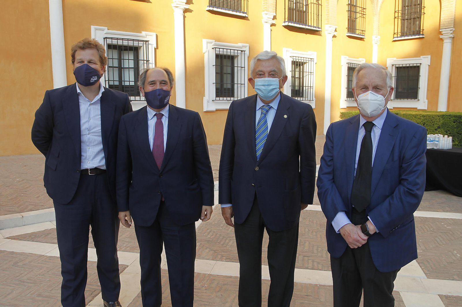 Las imágenes de la presentación del 18º Anuario Joly