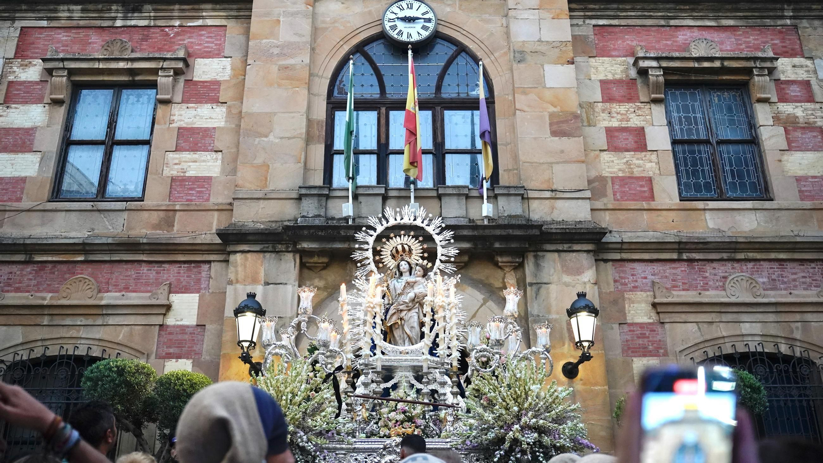 Las fotos de la procesion de la Virgen de la Palma por el cenro de Algeciras