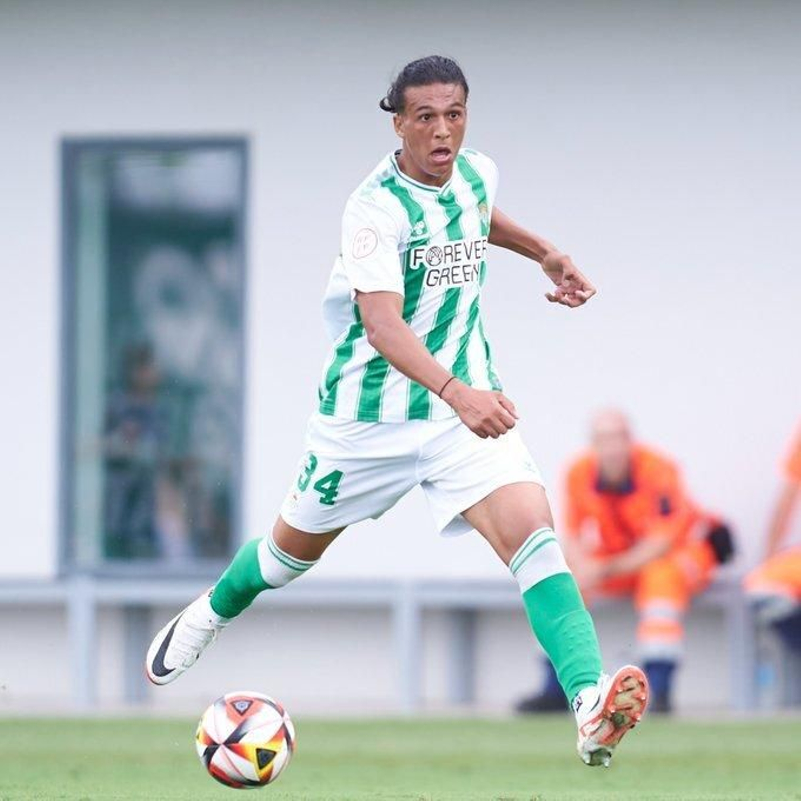 Yanis, en un momento del encuentro ante el UCAM.