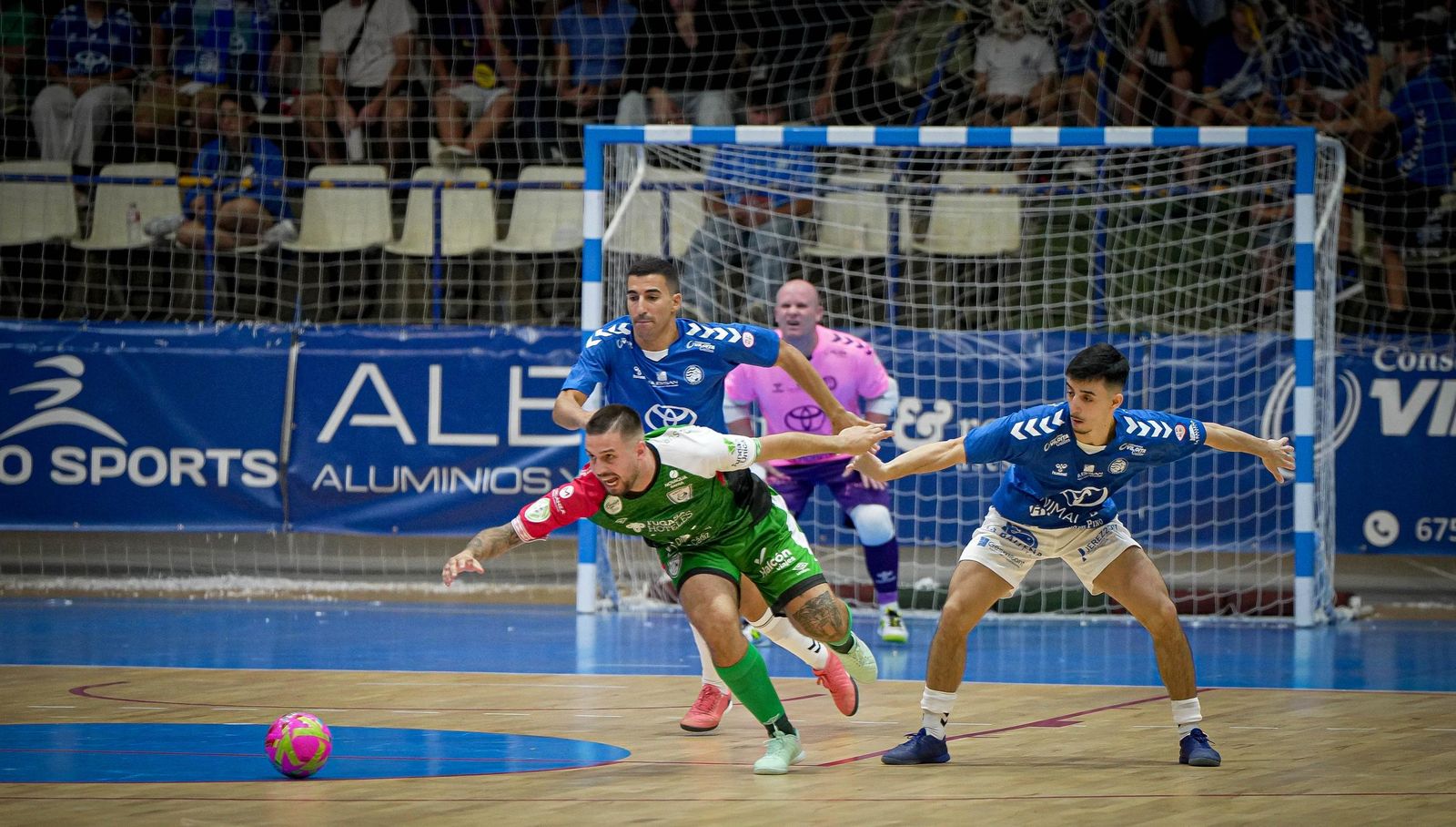Imágenes del partido de futbolsala entre el Xerez Toyota - Cádiz Virgili