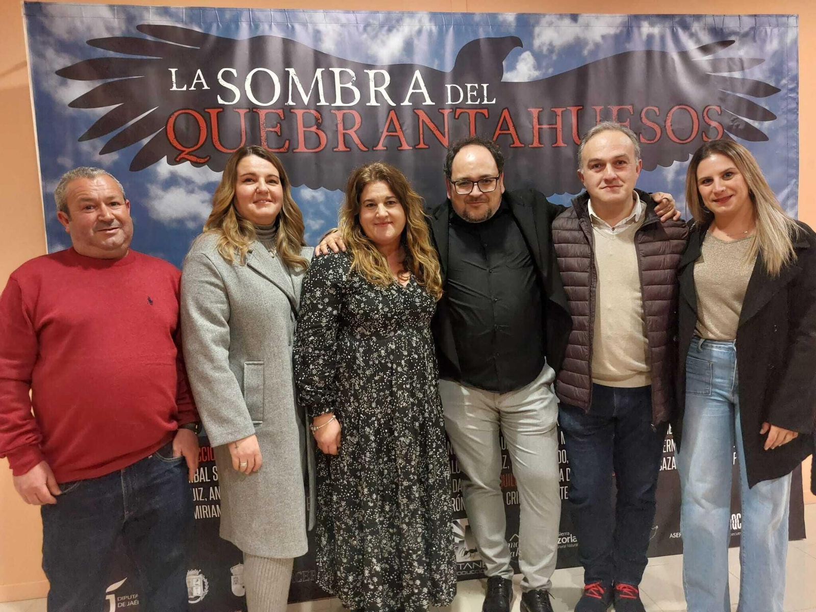 La alfombra roja del preestreno nacional, en Hornos, de la película "La sombra del quebrantahuesos"