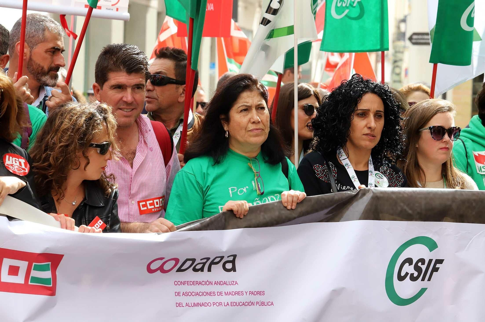 Imágenes de la manifestación en defensa de la educación pública