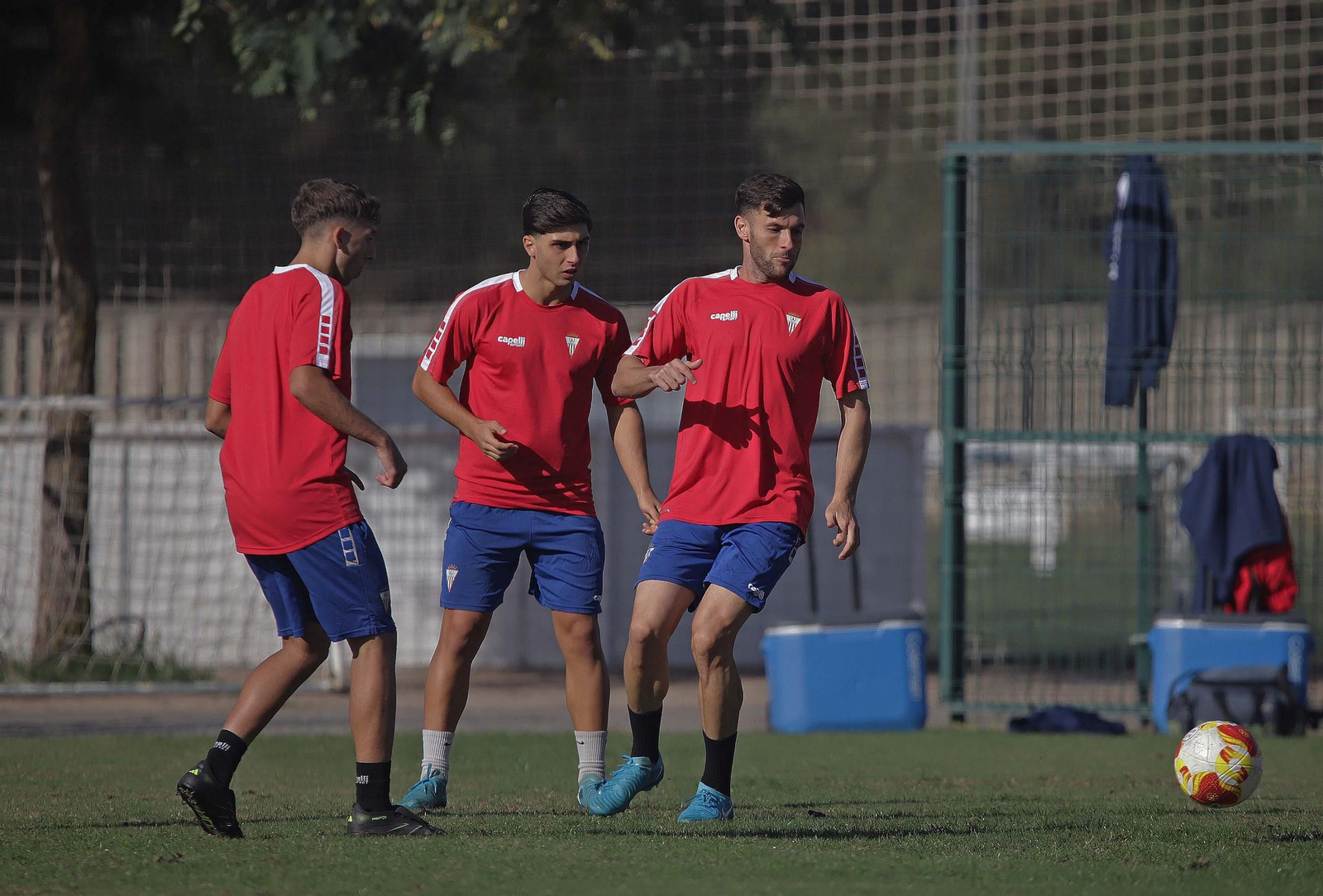 Fotos del entrenamiento del Algeciras CF previo al próximo partido de liga contra Antequera CF