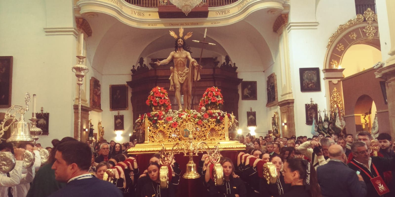 La amenaza de lluvia desluce el Domingo de Resurrección en Marbella