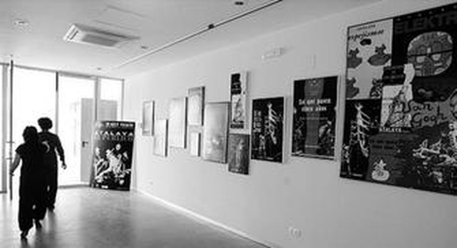 5.  Interior del Centro de Investigación Teatral TNT, en la zona de la Macarena. 6. Una escena de 'Ariadna'.