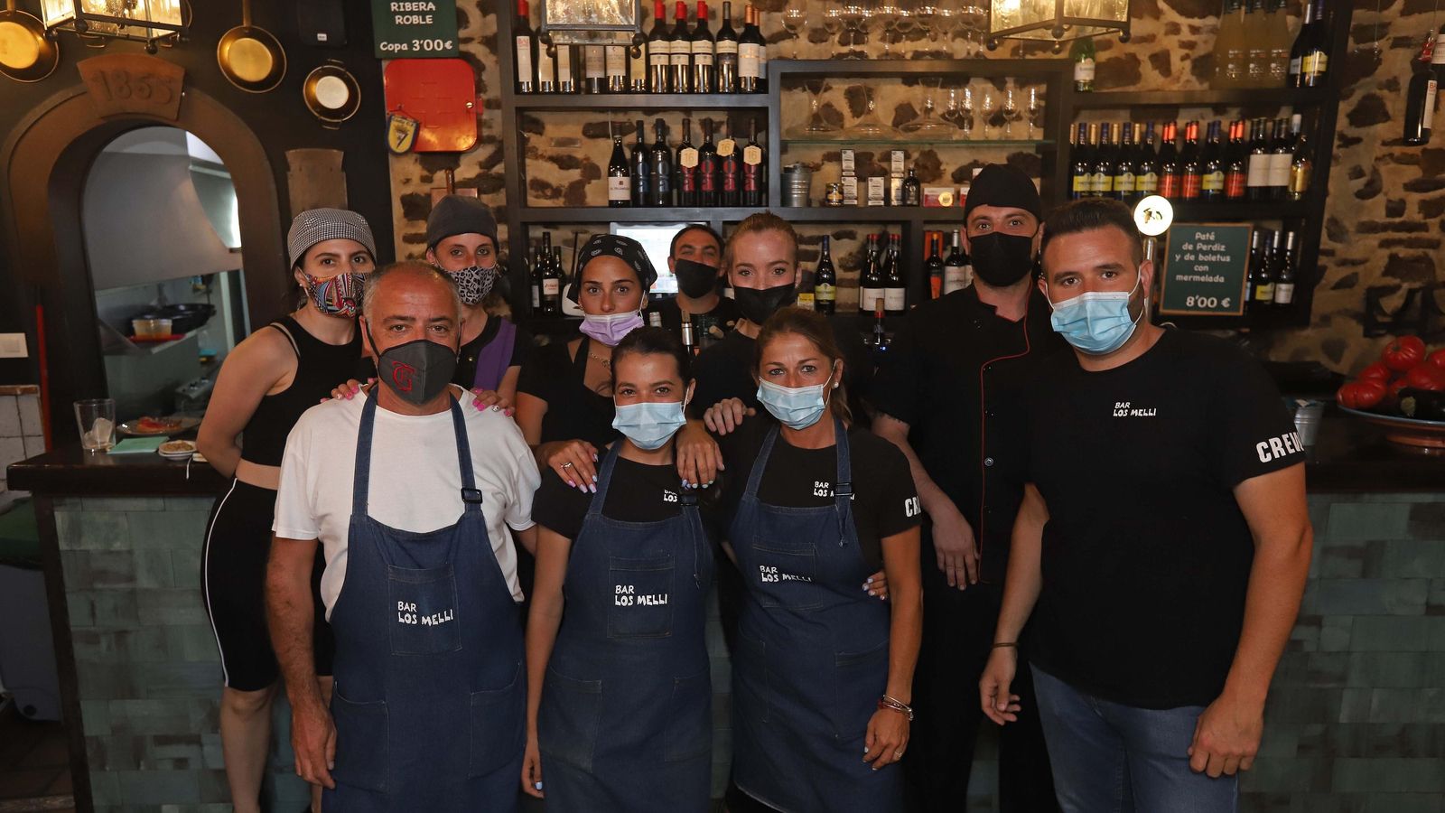 La plantilla del bar Los Mellis, en Tarifa.