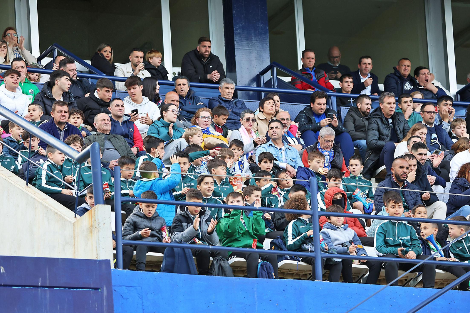 Búscate en el Nuevo Colombino en el Recreativo de Huelva vs Antequera