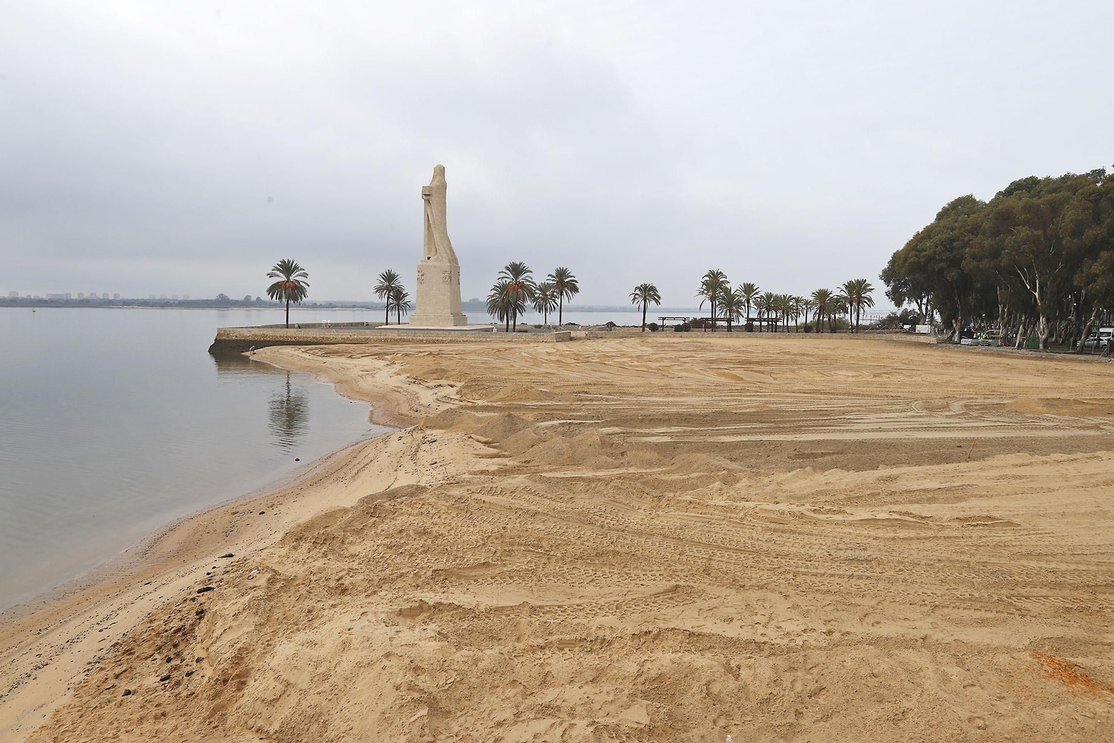 Comienzan las obras de remodelación del entorno del Monumento a Colón