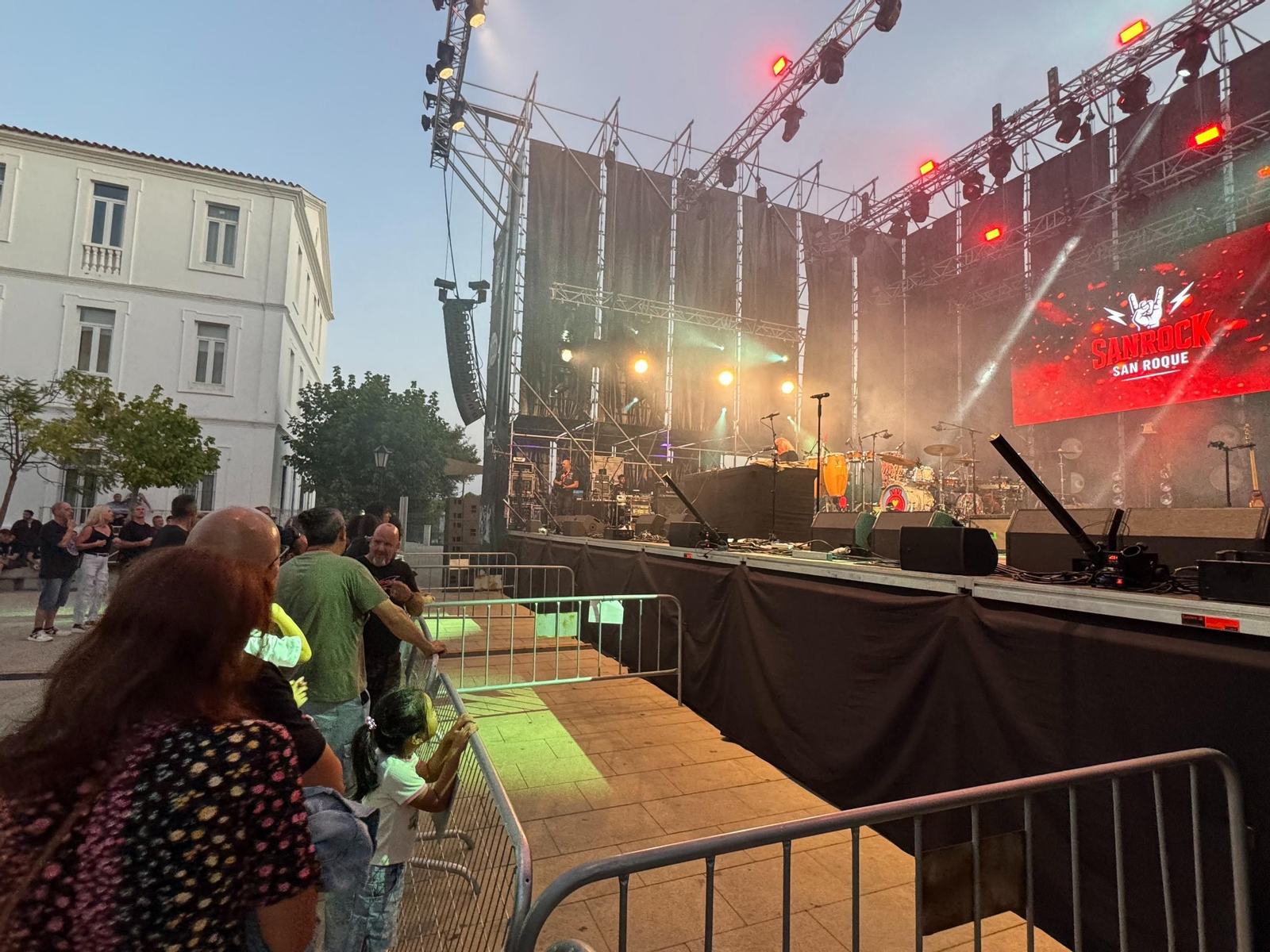 SanRock 2025 llena por cuarto año la Plaza de las Constituciones con una noche inolvidable