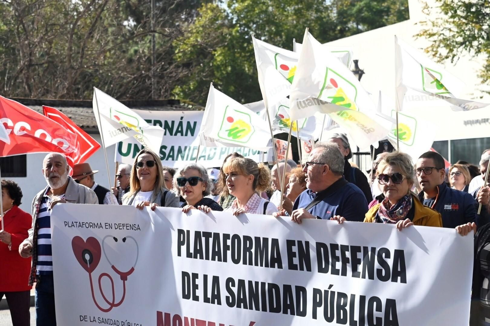 La manifestación en defensa de la sanidad pública en Córdoba, en imágenes
