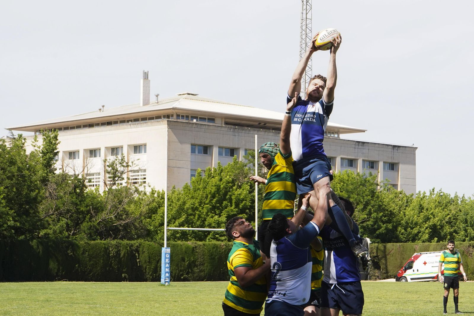 Las mejores fotos del partido del ascenso a División de Honor B de rugby entre Universidad de Granada y Portuense