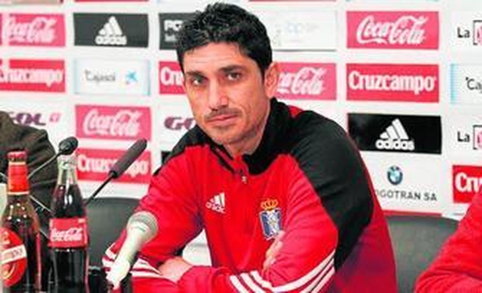 Juan Manuel Pavón, en la sala de prensa del Nuevo Colombino.