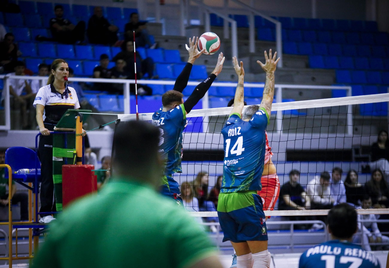 Unicaja Costa de Almería-Arenal Emeve de la Superliga, en imágenes