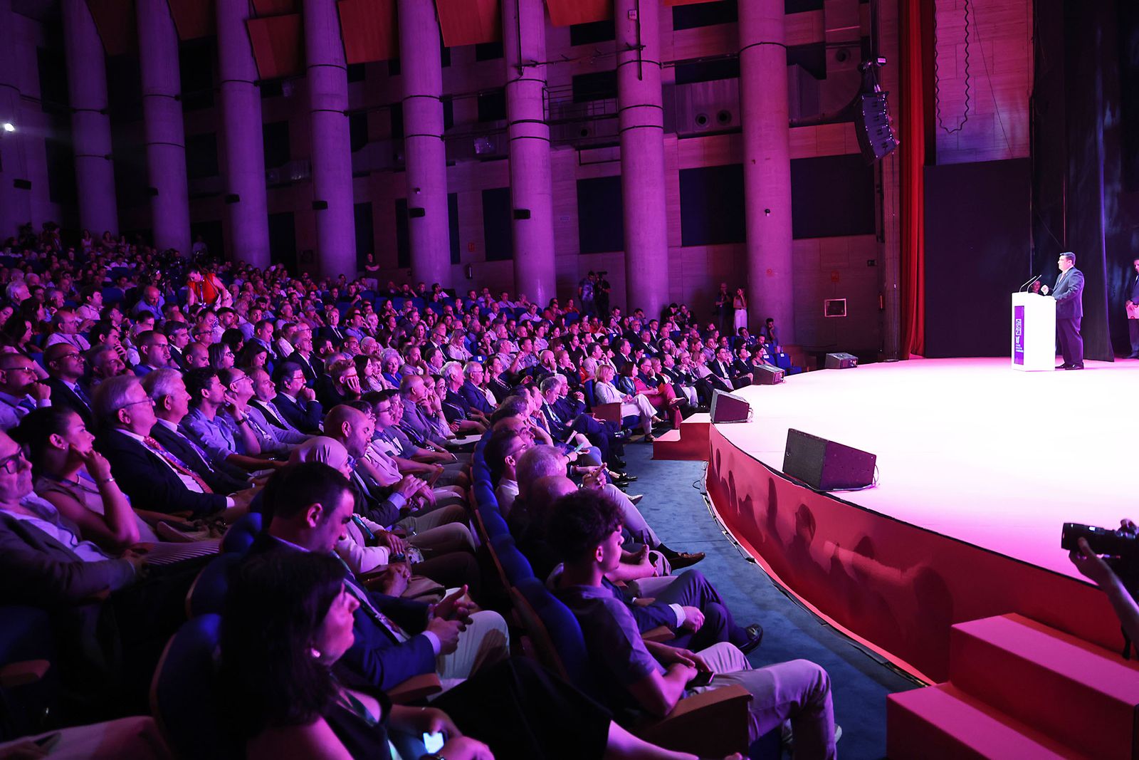 Imágenes de la inauguración del X Congreso de Frutos Rojos de Huelva